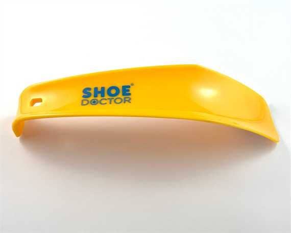 SHOE DOCTOR SHOE HORN PLASTIC 17CM: Red