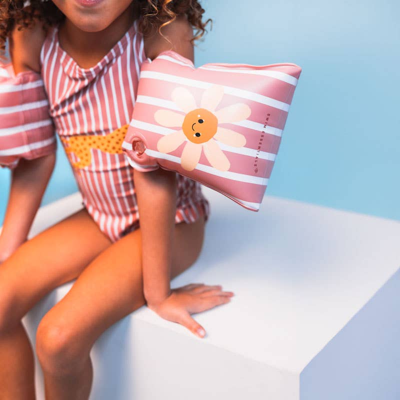 Swim Essentials Inflatable Arm Bands - Daisy Flower, 2-6 yrs