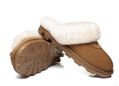 UGG OZ Shepherd Sheepskin Slippers - Chestnut