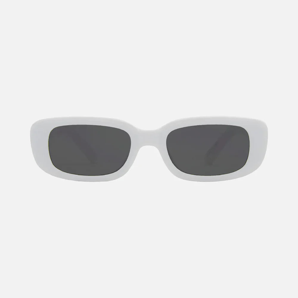Lizbeth - Gloss White Grey Lens