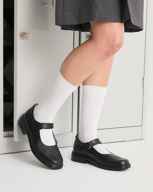 Clarks Indulge Senior Black
