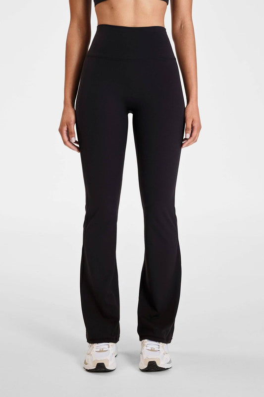 ALLFENIX CloudCore Flared Legging - Black